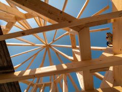 🪚 Digitaler Fortschritt im Handwerk: Microsoft 365-Einführung bei einem Zimmereibetrieb